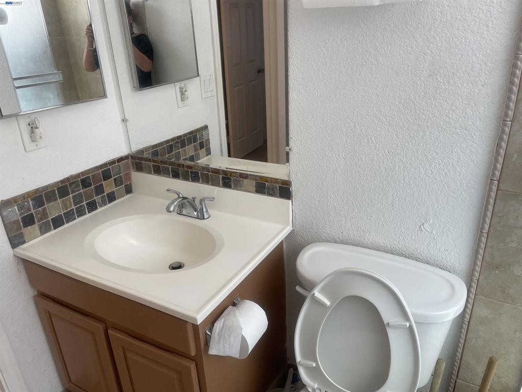 2784 Entrada Cir Property Photo 28
