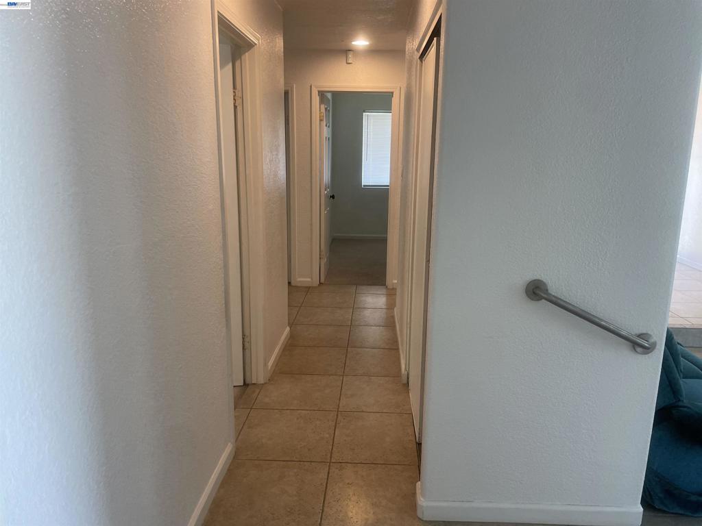 2784 Entrada Cir Property Photo 29