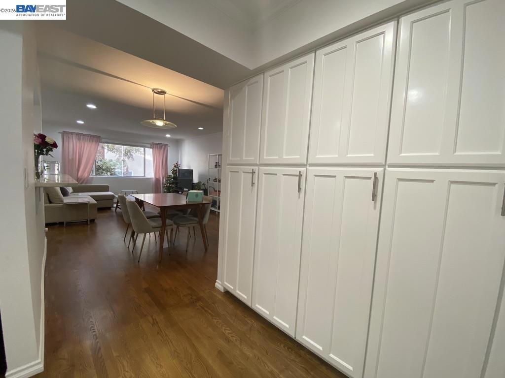 1015 N Kings Rd 309 Property Photo 21