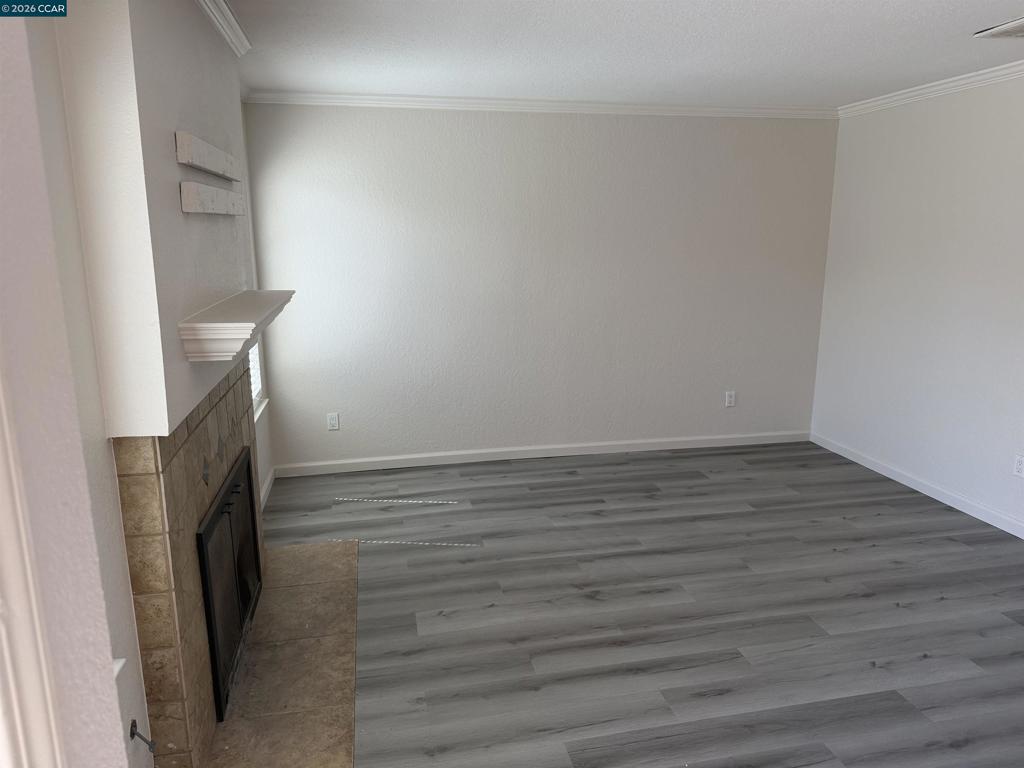 1177 Norwegian Ave Property Photo 9