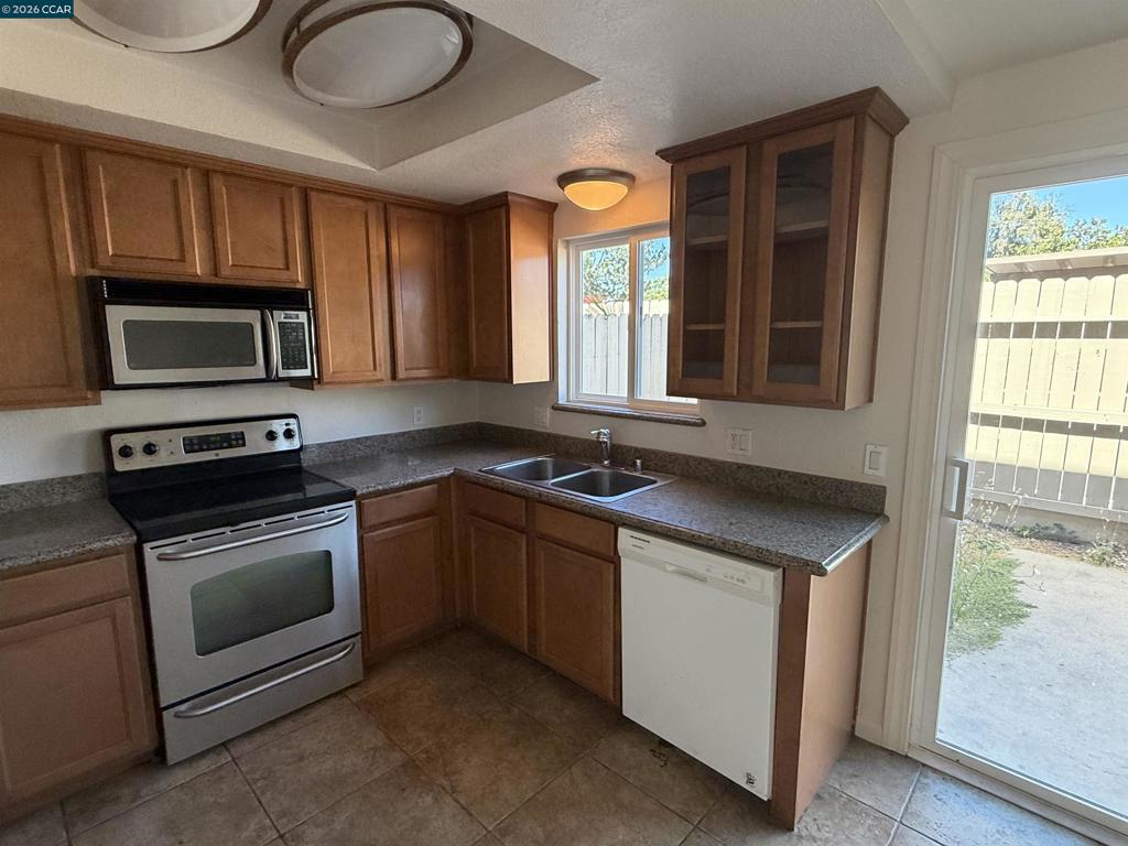 1177 Norwegian Ave Property Photo 15