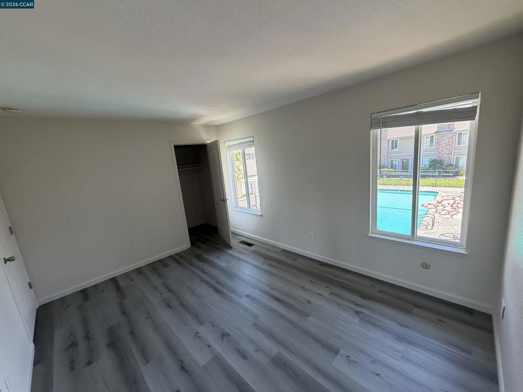 1177 Norwegian Ave Property Photo 26
