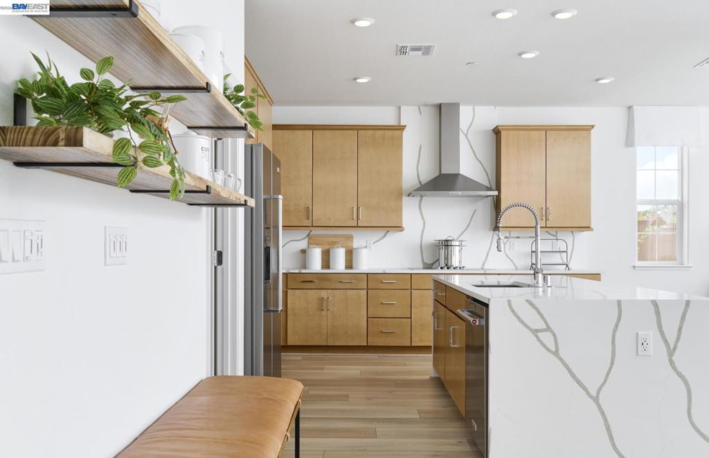 41143045 Property Photo 2
