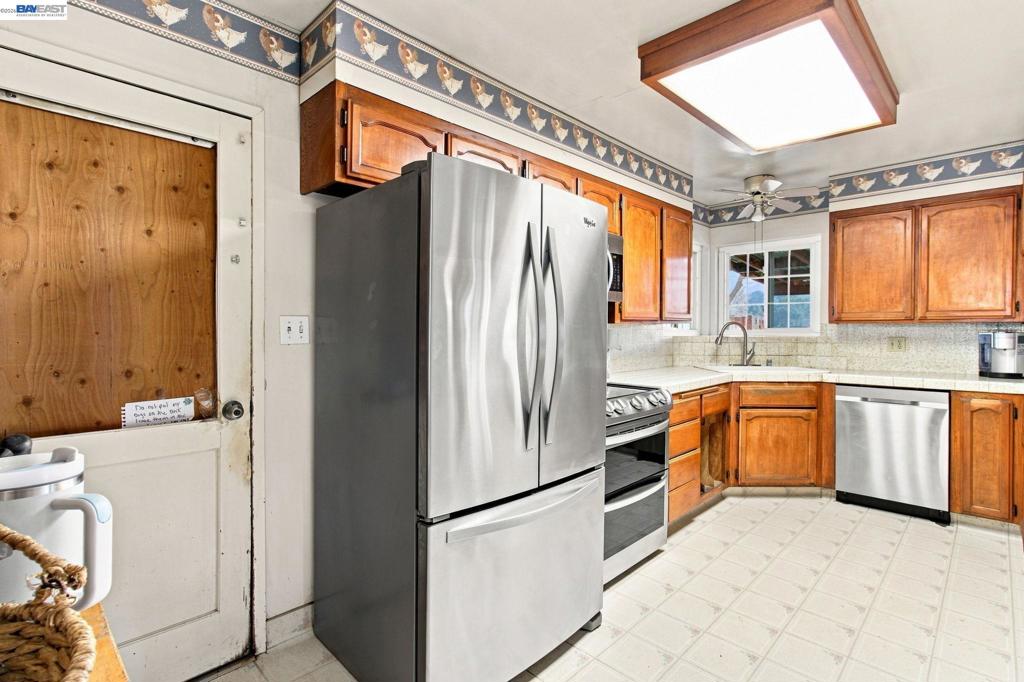 5940 Victoria Ln Property Photo 17