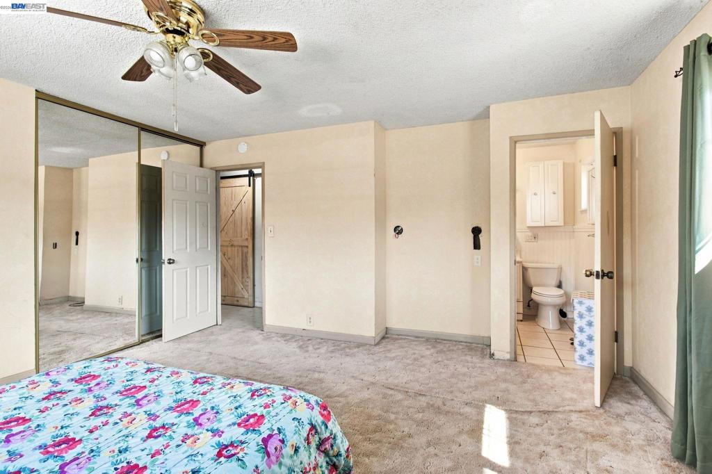 5940 Victoria Ln Property Photo 20