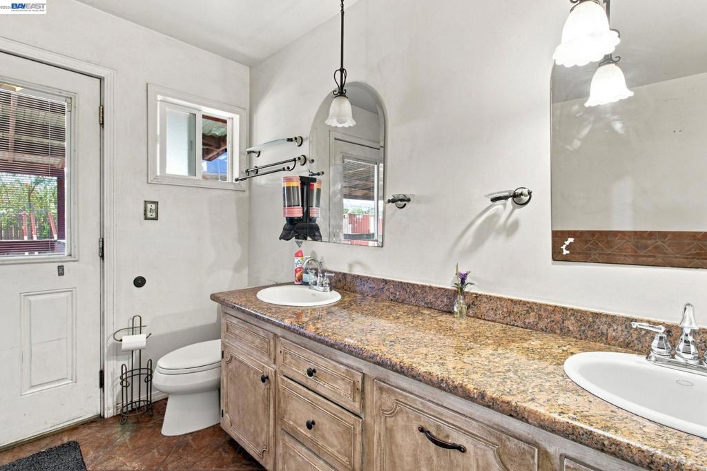 5940 Victoria Ln Property Photo 26