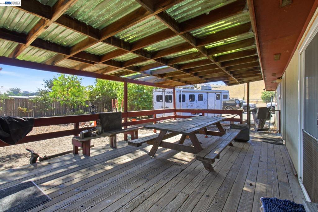 5940 Victoria Ln Property Photo 28