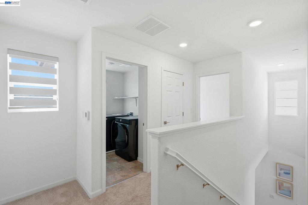 639 Rosedale Way Property Photo 14