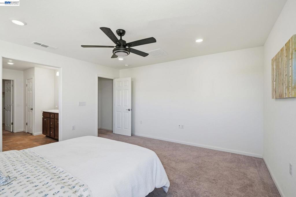 639 Rosedale Way Property Photo 22