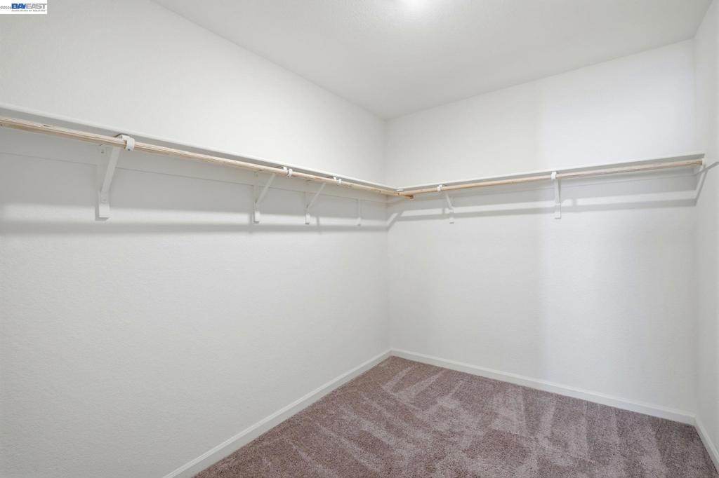 639 Rosedale Way Property Photo 29