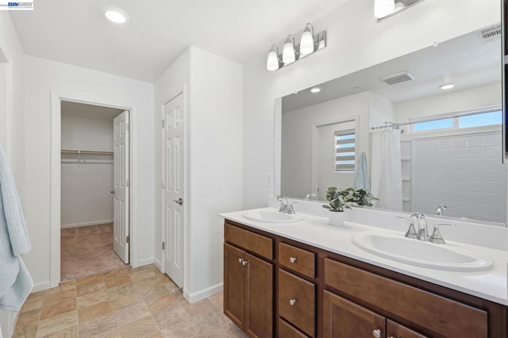 639 Rosedale Way Property Photo 31