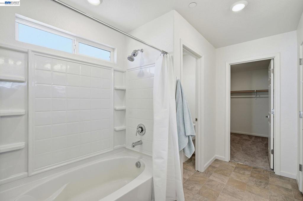639 Rosedale Way Property Photo 33