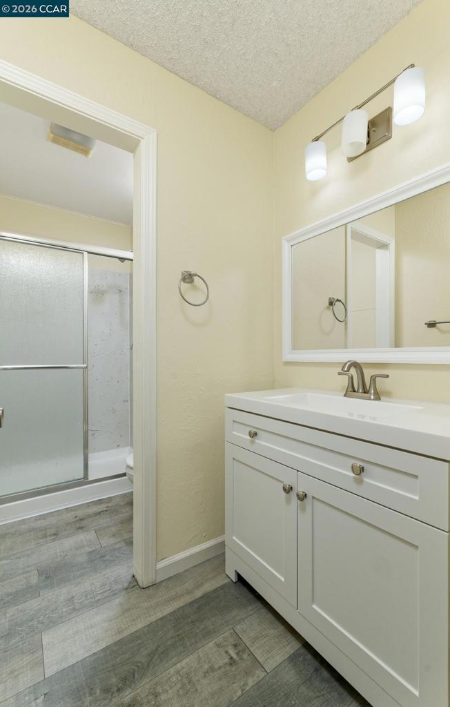 3445 Serpentine Dr Property Photo 5