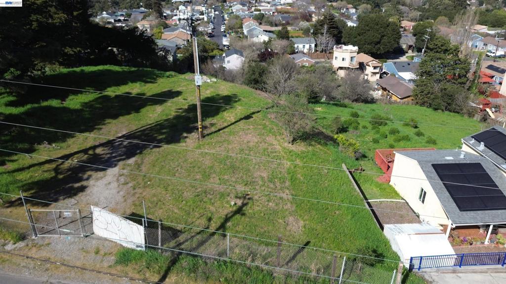 3944 La Cima Rd Property Photo 34