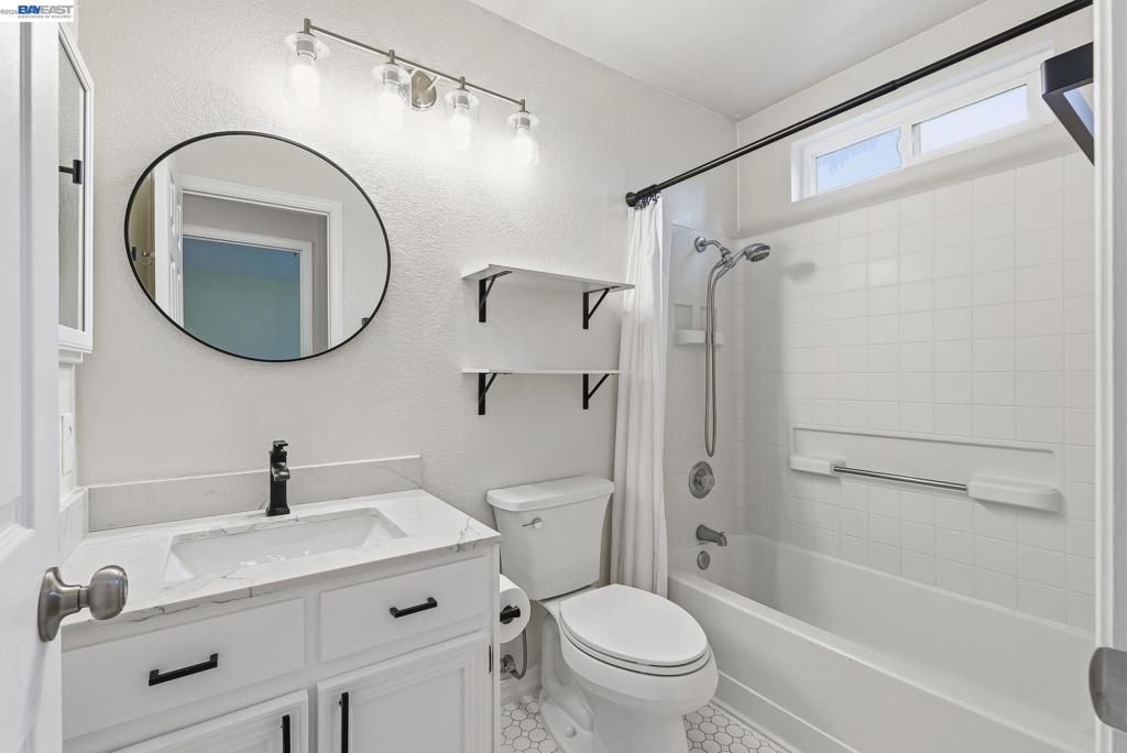 316 Dursey Drive Property Photo 9