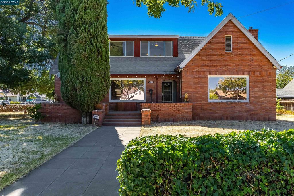 1505 Parker Ave Property Photo 1