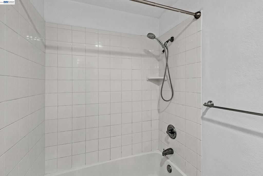 135 Bayside Ct Property Photo 27