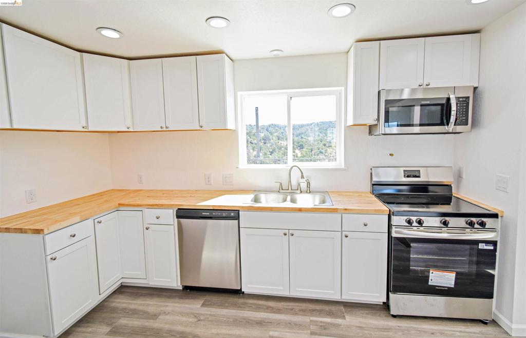 13246 Armistead Cir Property Photo 17