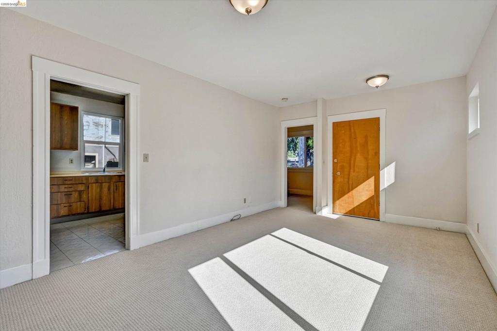 1285 55th St Property Photo 13