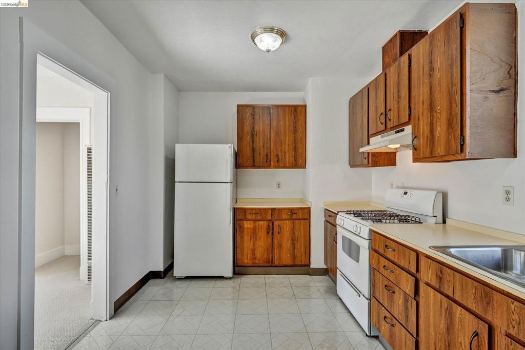1285 55th St Property Photo 17