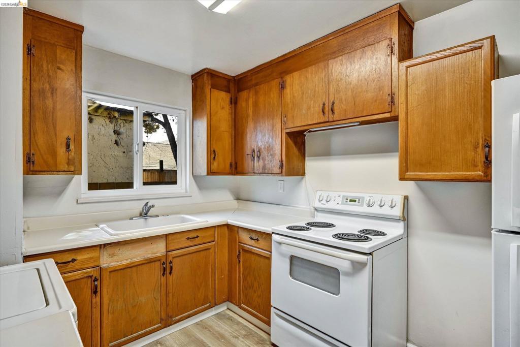 1285 55th St Property Photo 52