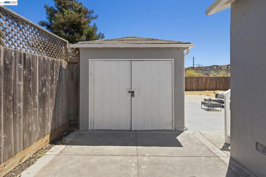 251 Aviador Property Photo 19