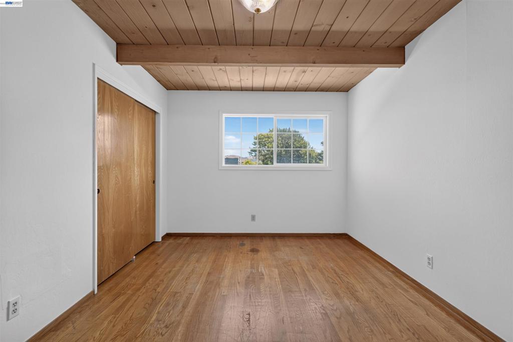 2318 Lowell Avenue Property Photo 35