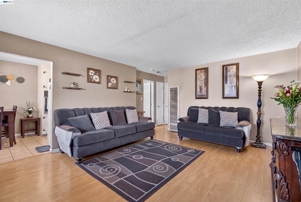 2318 Lowell Avenue Property Photo 45