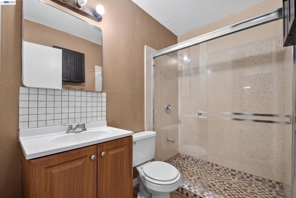 2318 Lowell Avenue Property Photo 49