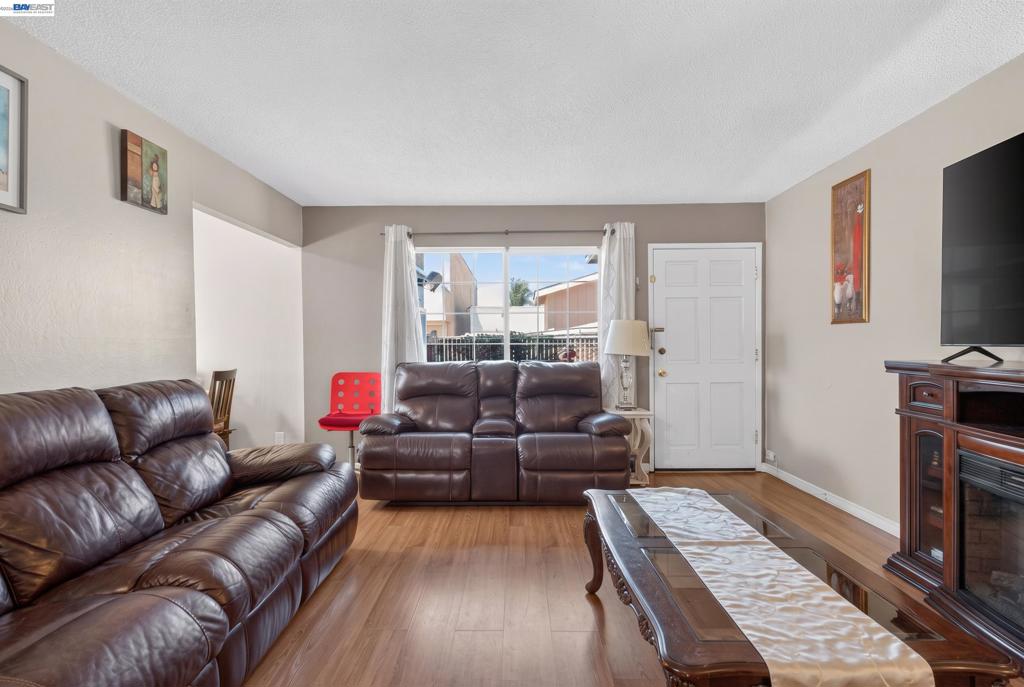 2318 Lowell Avenue Property Photo 57