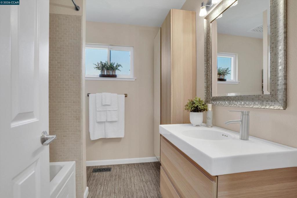 1601 Riverlake Rd Property Photo 25