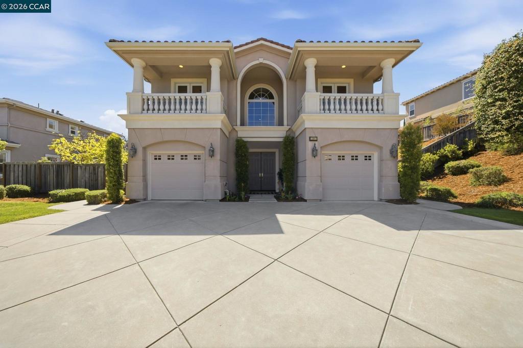 3309 Ashbourne Cir Property Photo 2