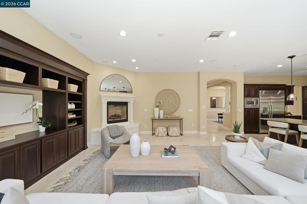3309 Ashbourne Cir Property Photo 10