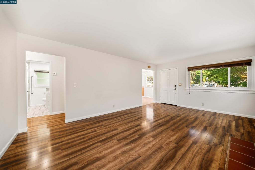 3644 Walnut Ave Property Photo 8