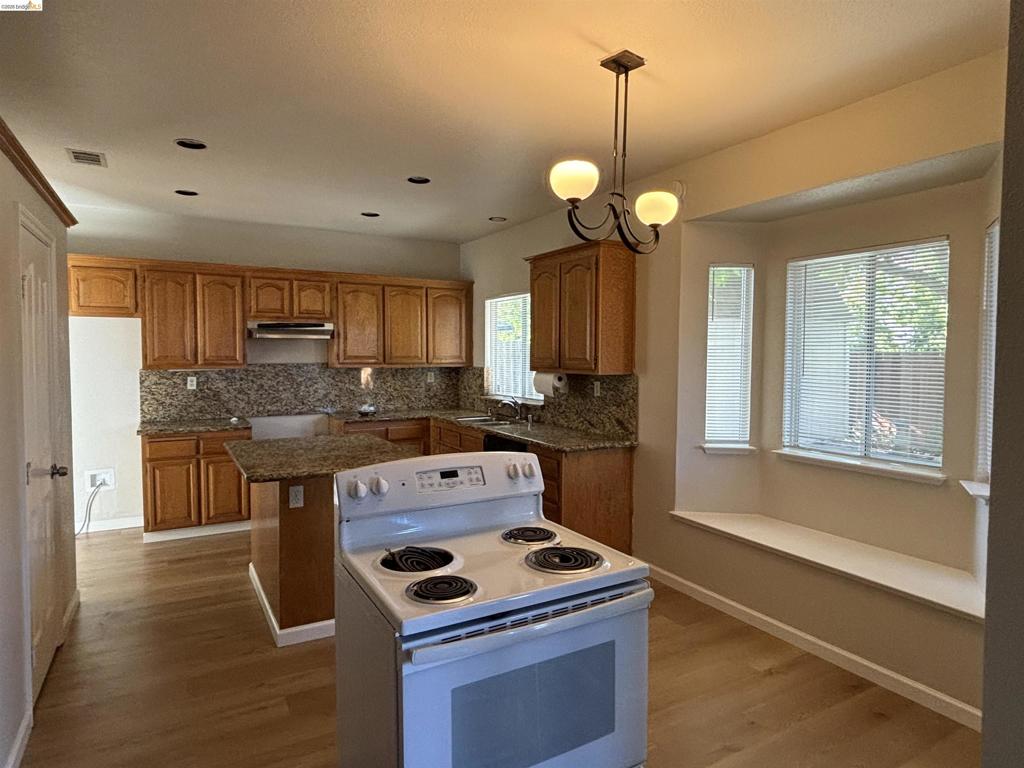 5021 Chaparral Ct Property Photo 2