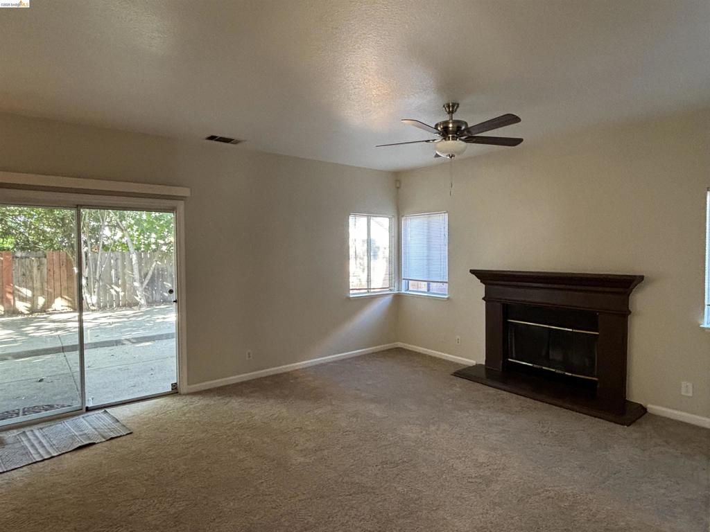 5021 Chaparral Ct Property Photo 6