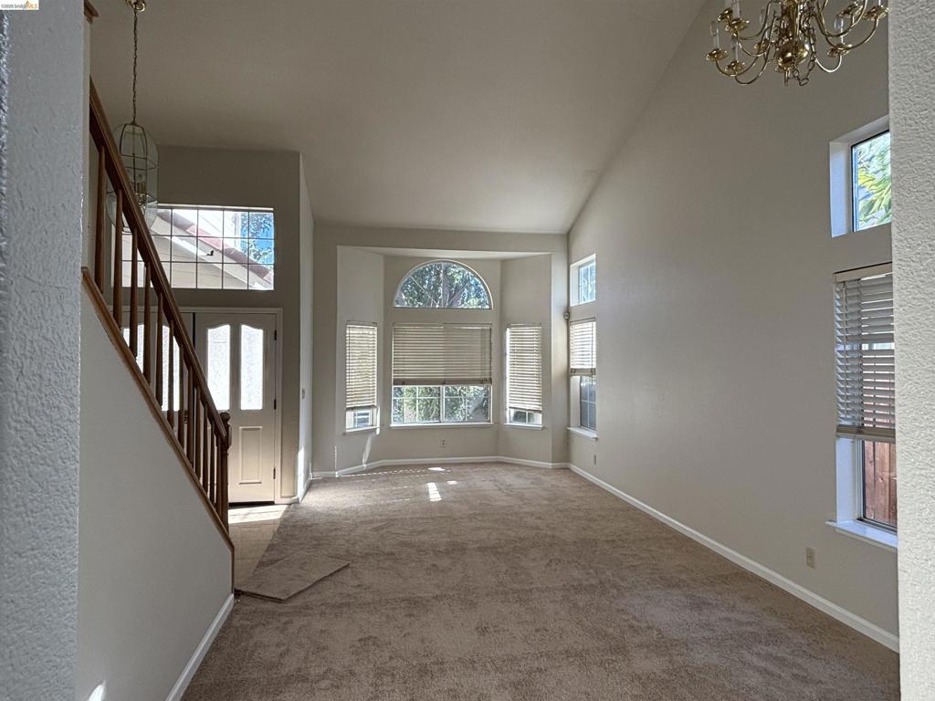 5021 Chaparral Ct Property Photo 14