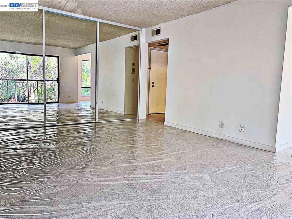430 N Civic Dr 208 Property Photo 13