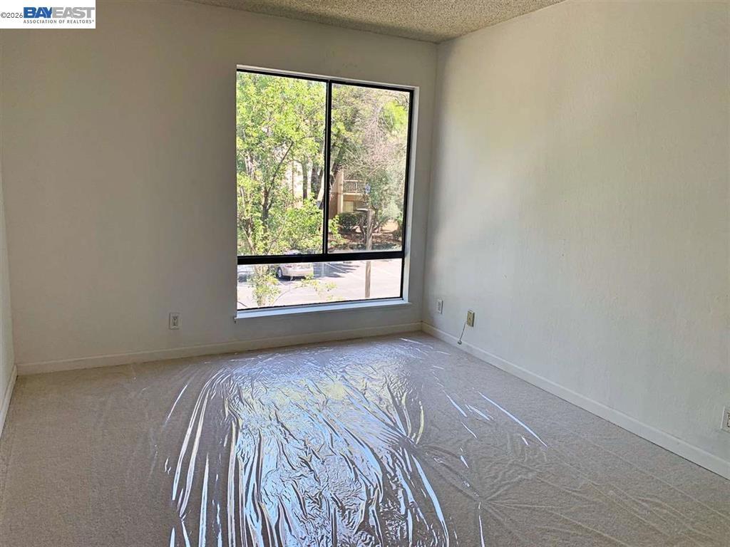 430 N Civic Dr 208 Property Photo 15