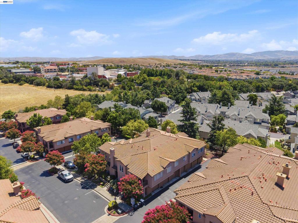 24 Meritage Cmn 1403 Property Photo 47