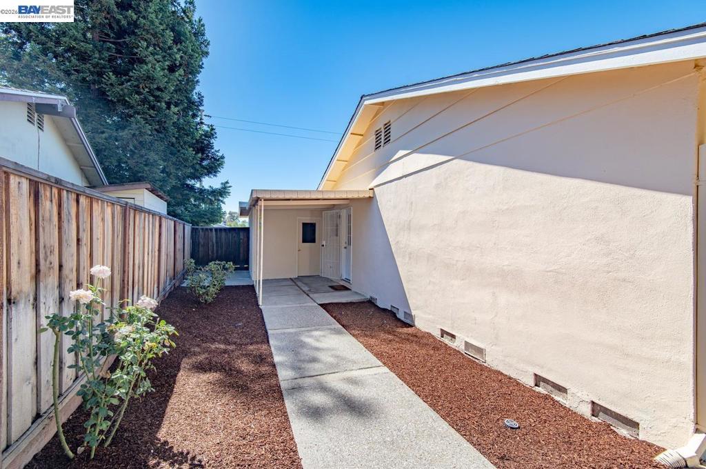 1457 Tulip Way Property Photo 27