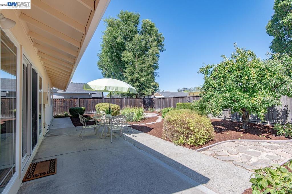 1457 Tulip Way Property Photo 30