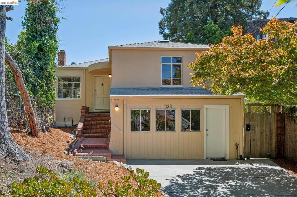 1133 Walnut Street Property Photo 1