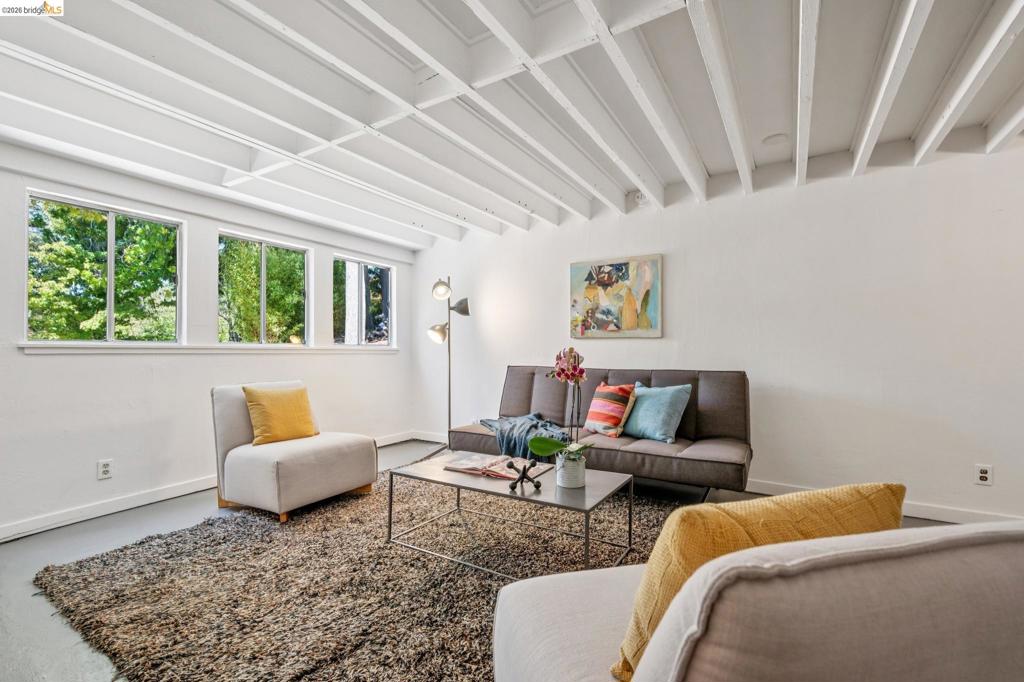 1133 Walnut Street Property Photo 43