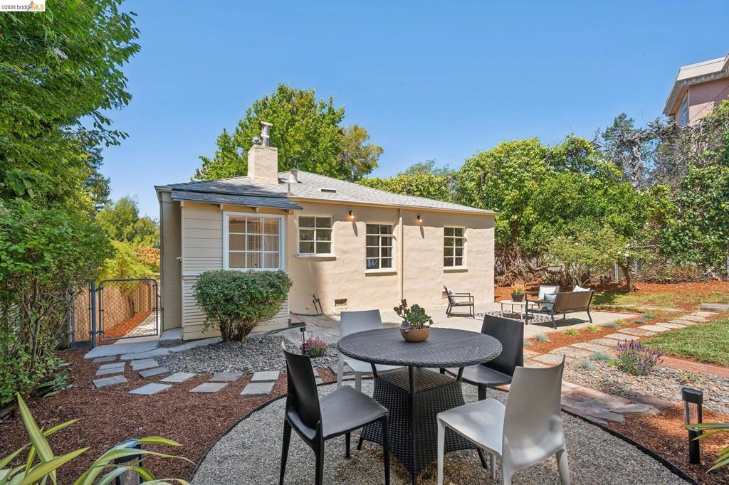 1133 Walnut Street Property Photo 63