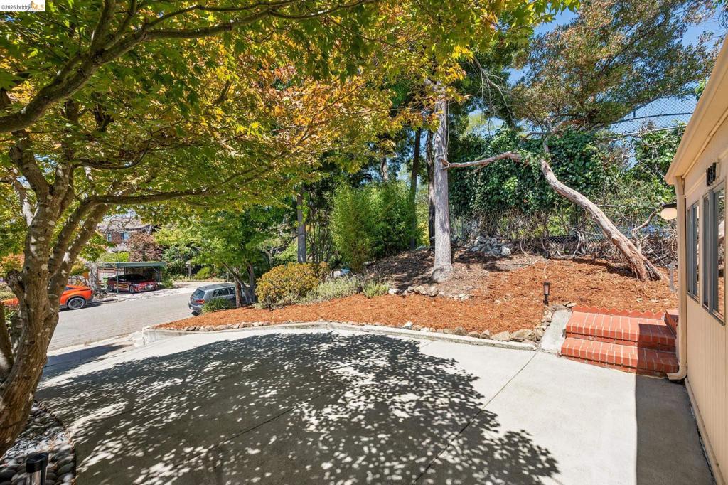 1133 Walnut Street Property Photo 68