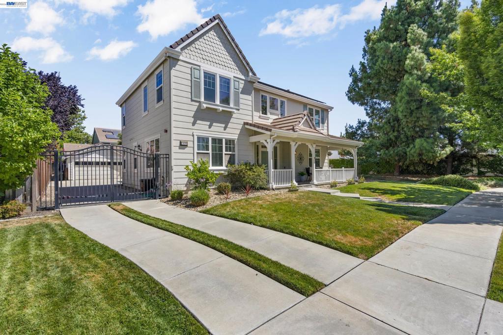 5698 Carnegie Way Property Photo 3