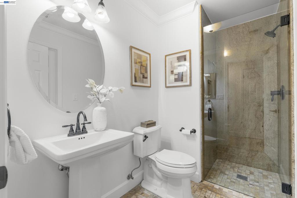 5698 Carnegie Way Property Photo 24