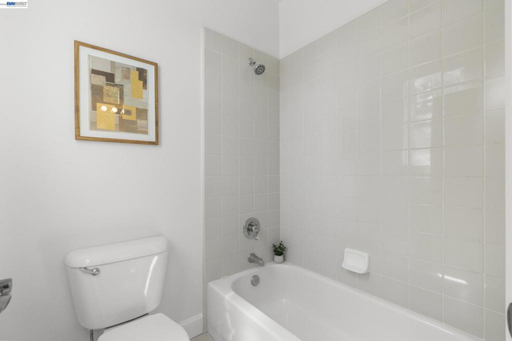 5698 Carnegie Way Property Photo 34