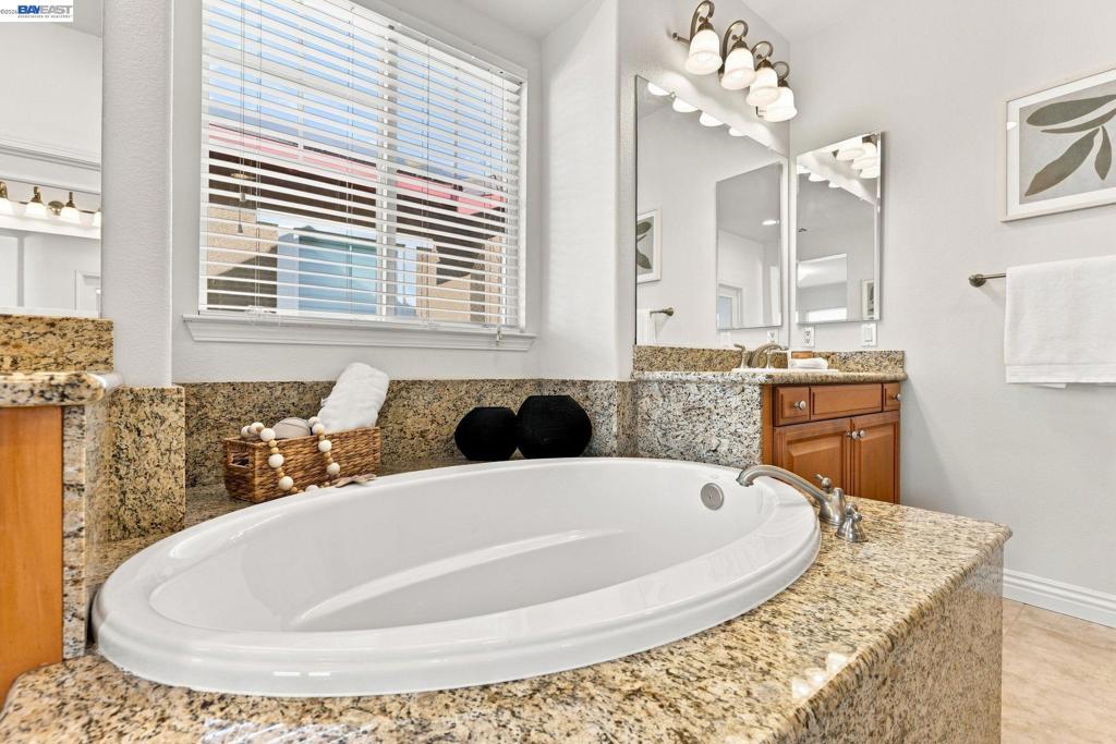 1352 Halifax Way Property Photo 26